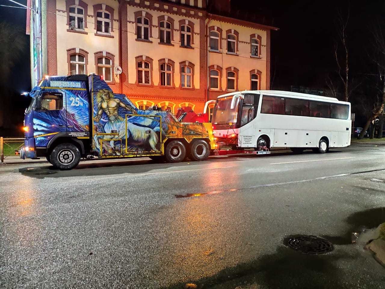 Эвакуатор для автобуса